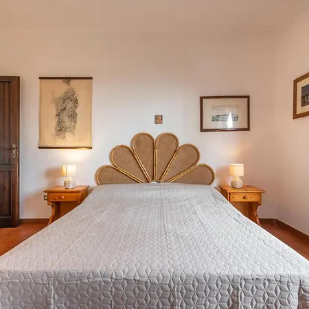 Villa Maria Porto Columbu Sarroch